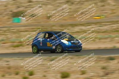 media/Jun-01-2025-CalClub SCCA (Sun) [[eae223c5dd]]/Group 6/Qualifying/